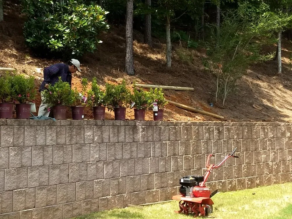 Expert landscaping services experts serving Kennesaw, GA - No Limit Landscaping