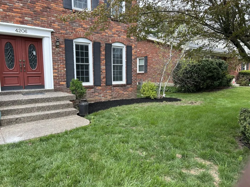 Custom landscaping services experts serving Louisville, KY - No Limit Landscaping