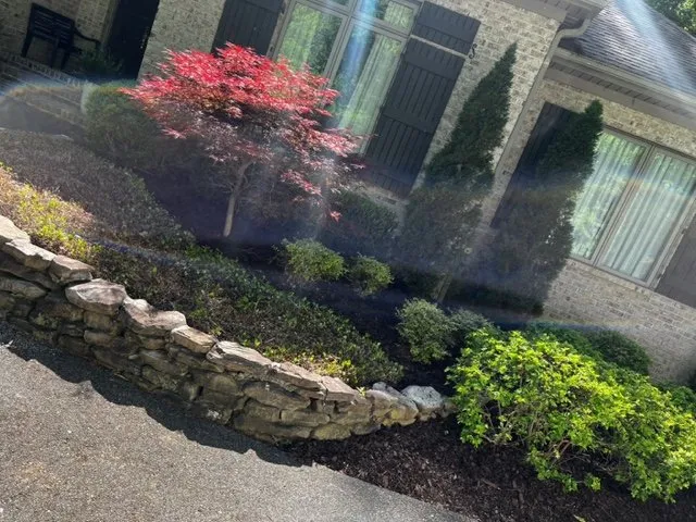 Trusted garden landscaping for residential properties in Tuscaloosa, AL by No Limit Lawn Service