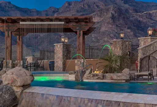 Reliable lawn care service in Mesa, AZ - No Limit Pools & Spas