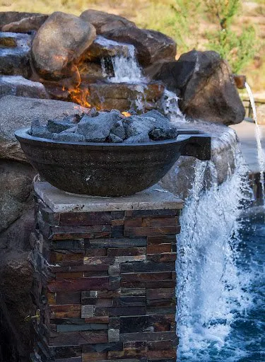 Expert outdoor landscaping in Mesa, AZ - No Limit Pools & Spas