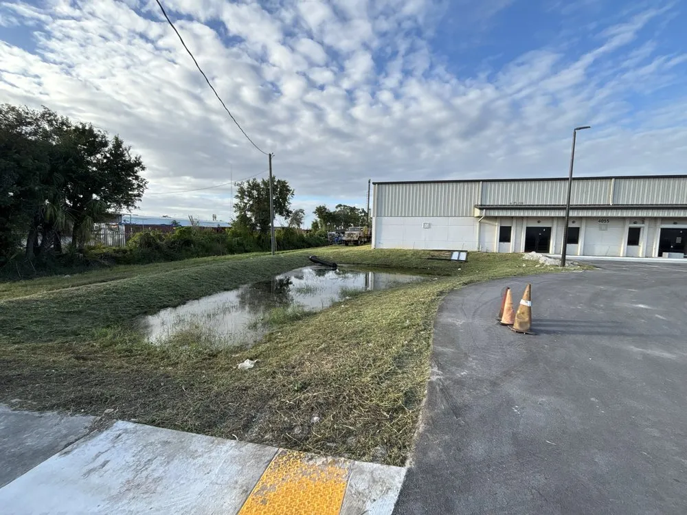 Top-rated garden landscaping for beautiful yards across Fort Myers, FL - No Limits Home and Lawn