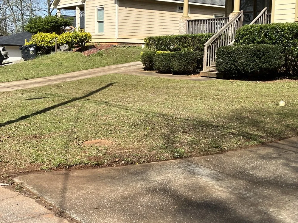 Custom yard maintenance in Smyrna, GA by No “Mo” Grass Lawn Care