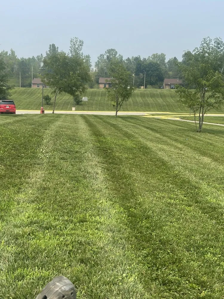 Professional lawn mowing service in Winnebago, NE - No Mow Worries
