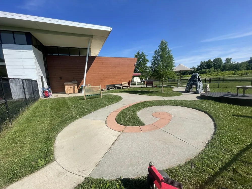 Custom yard cleanup service experts serving Winnebago, NE - No Mow Worries