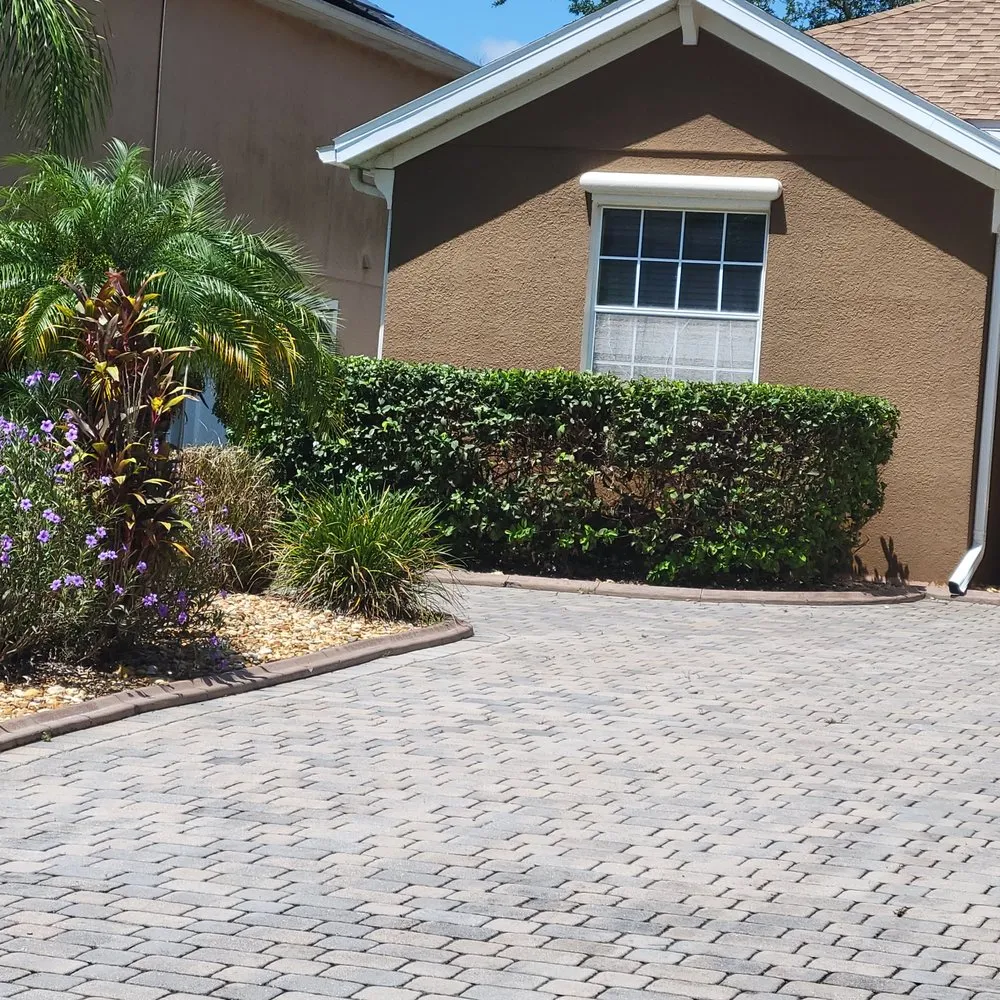 Trusted lawn mowing service in Kissimmee, FL - No Problem Home Care Services