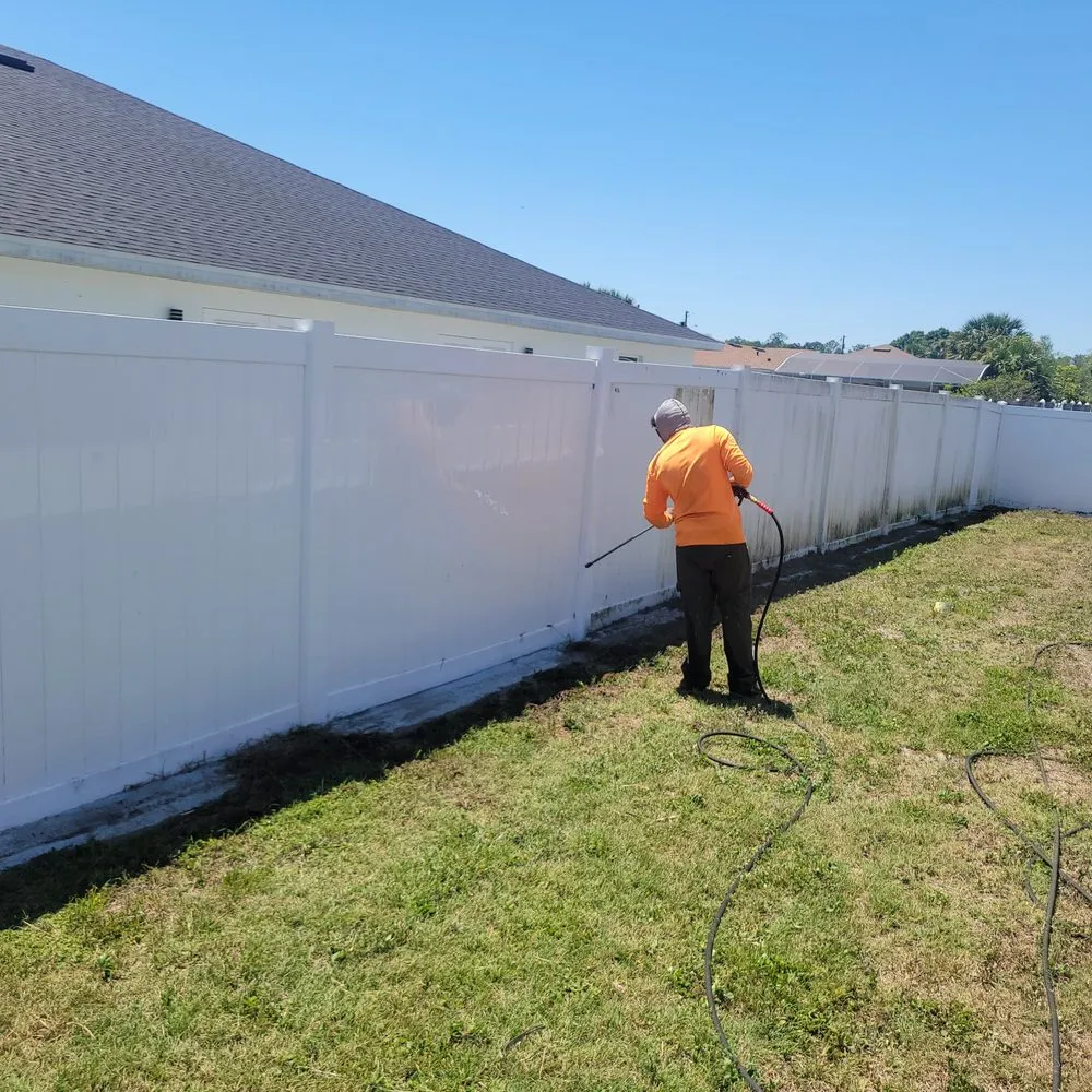 Local yard maintenance in Kissimmee, FL by No Problem Home Care Services