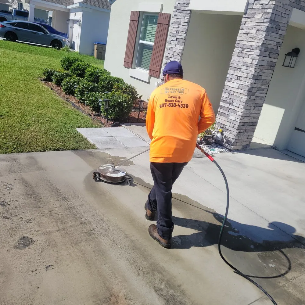 Top-rated garden landscaping for beautiful yards in Kissimmee, FL by No Problem Home Care Services