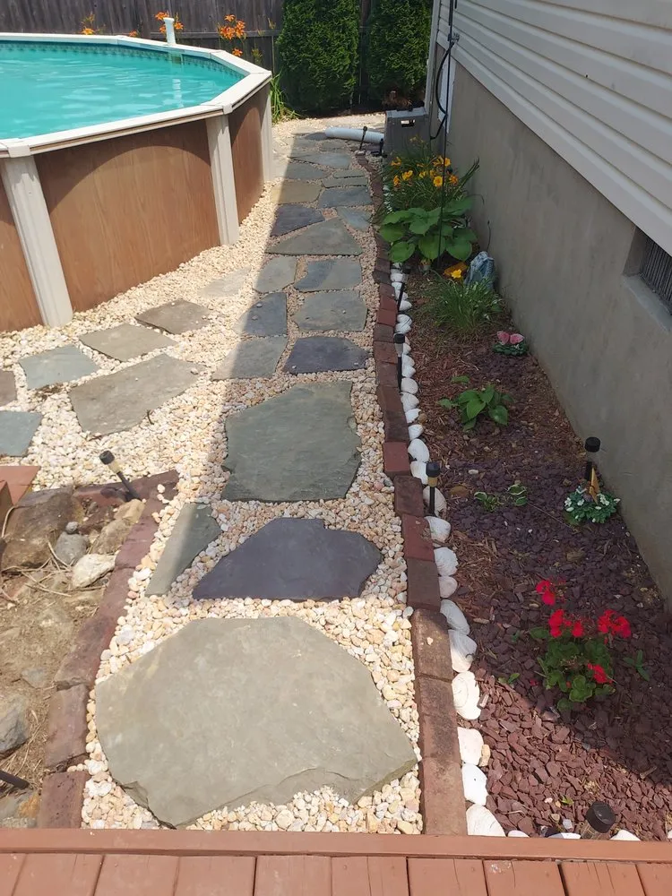 Affordable garden landscaping with custom design in Wilmington, DE by No Thumb Landscapes