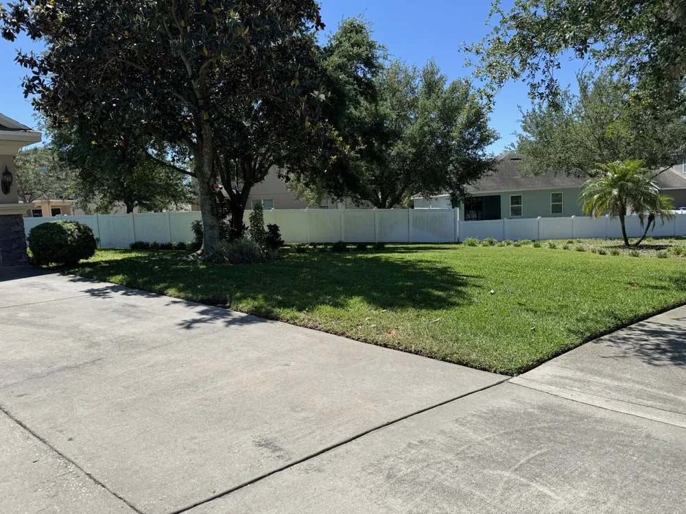 Trusted residential landscaping experts serving Thonotosassa, FL - No weeds lawn care