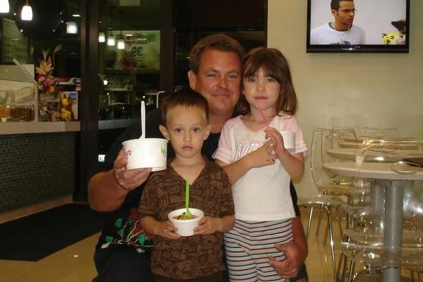 Local yard maintenance near you in Marble Falls, TX by No Worries Lawn Care