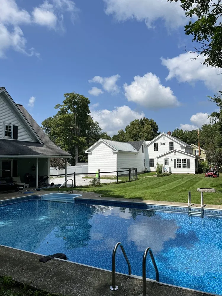 Affordable yard maintenance experts serving Fairfax, VT - Noahs Lawn care