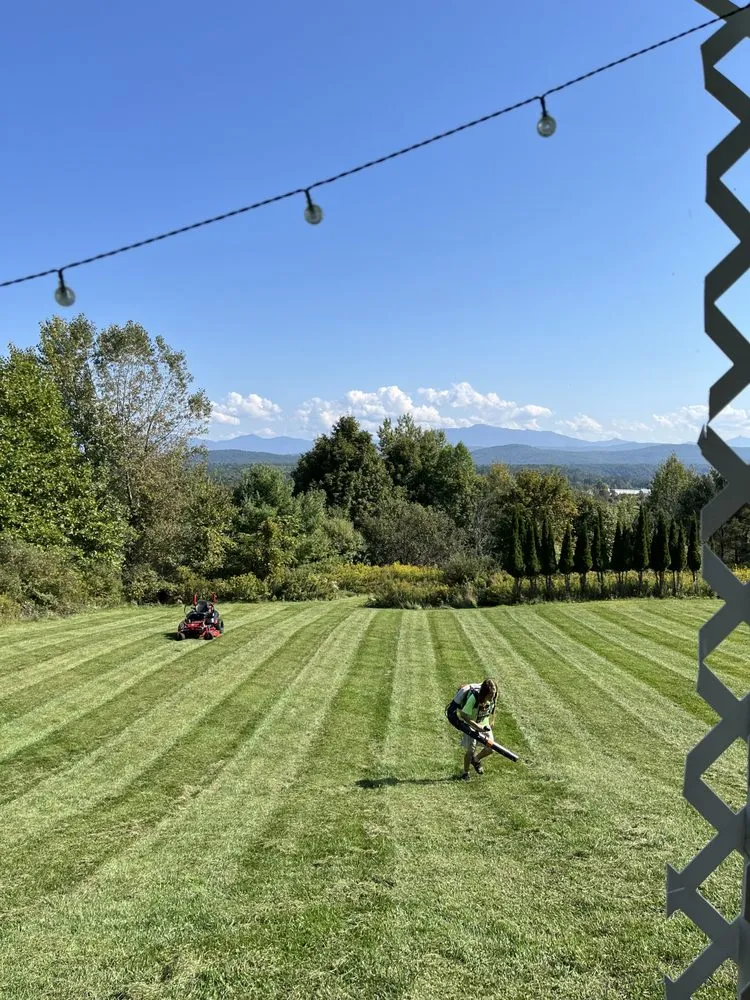 Professional lawn care service near you in Fairfax, VT by Noahs Lawn care