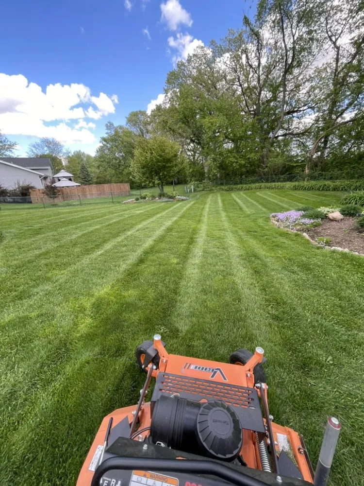Top-rated landscaping services for beautiful yards in Rockford, IL by Noah’s Lawn Care