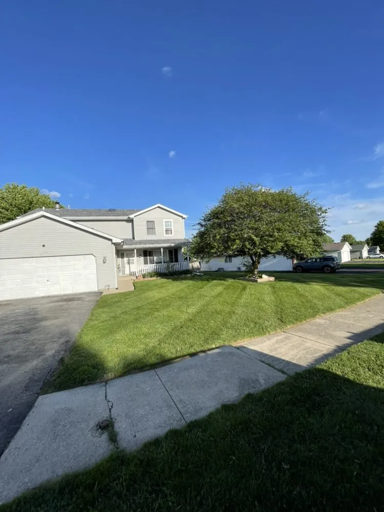 Local garden landscaping in Rockford, IL - Noah’s Lawn Care