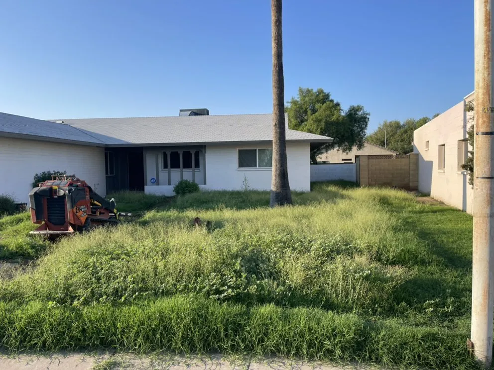 Custom garden landscaping in Laveen Village, AZ - Nobilis Yardscape