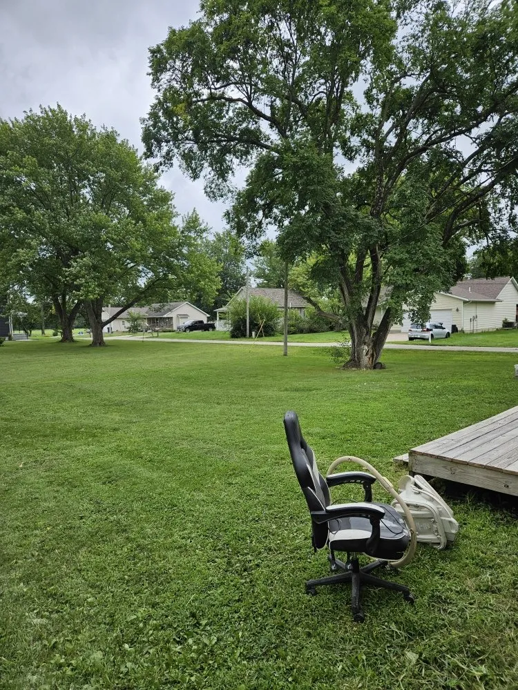 Reliable outdoor landscaping in West Liberty, IA - Noble Custom Services