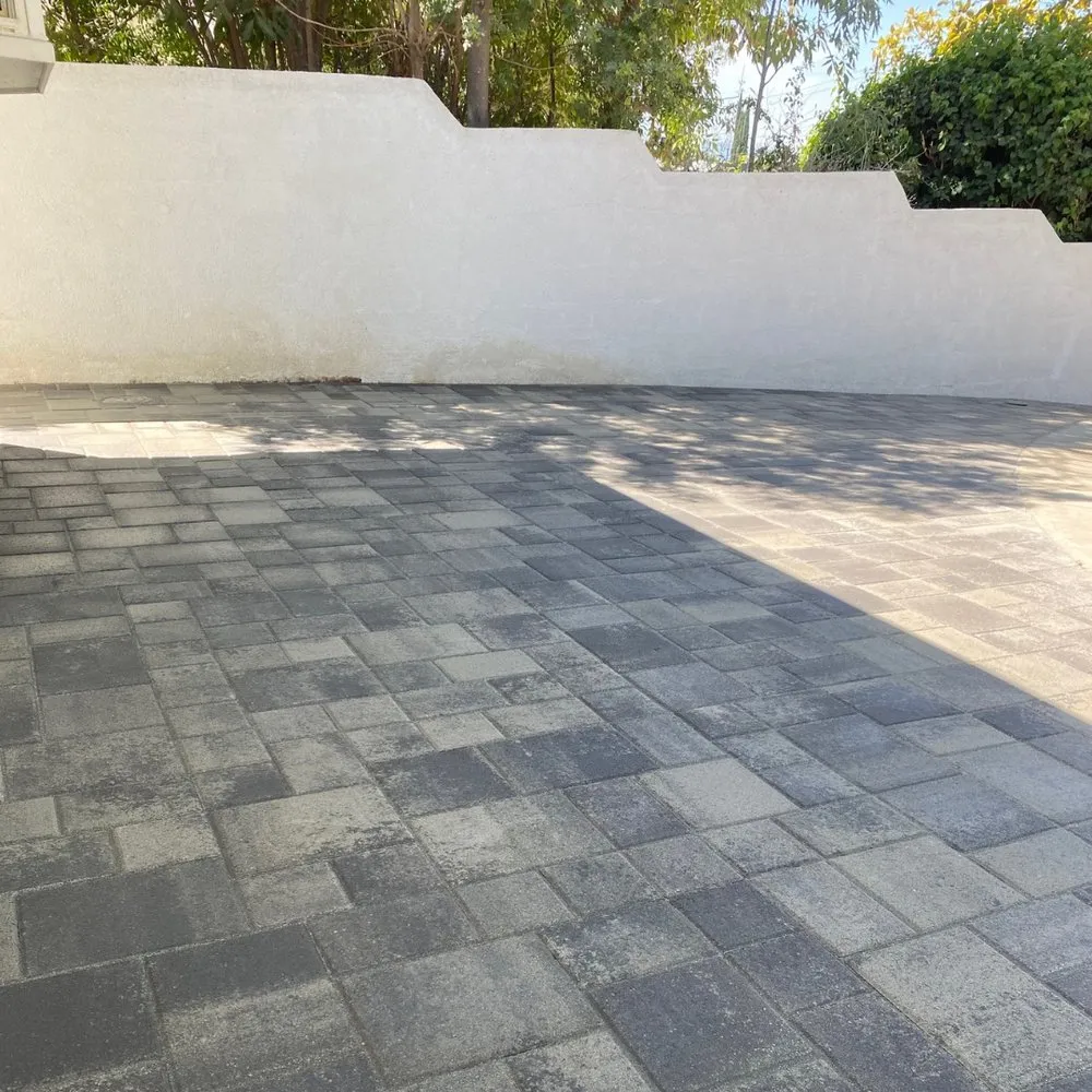 Affordable garden landscaping in Los Angeles, CA by Noble Nest Construction