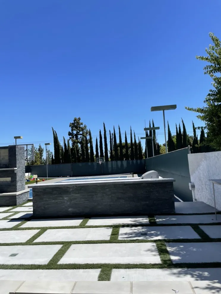 Affordable yard cleanup service in Los Angeles, CA by Noble Nest Construction