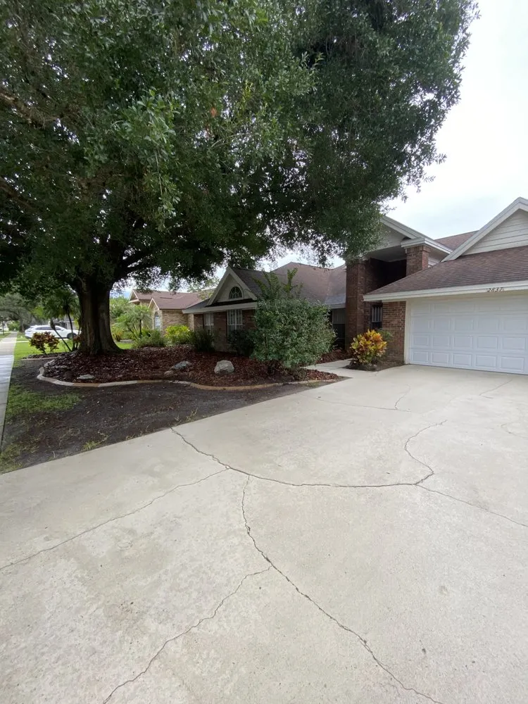 Local yard maintenance in Orlando, FL by Noble Services Of Central Florida