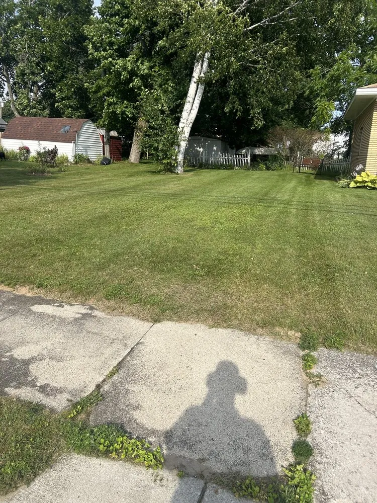 Custom yard maintenance in Manistique, MI by Nobles Groundskeeping Services
