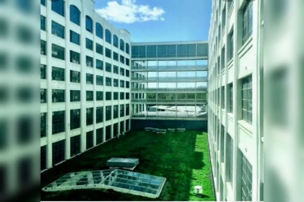 Top-rated lawn mowing service in Baltimore, MD by Nobles Landscape Service