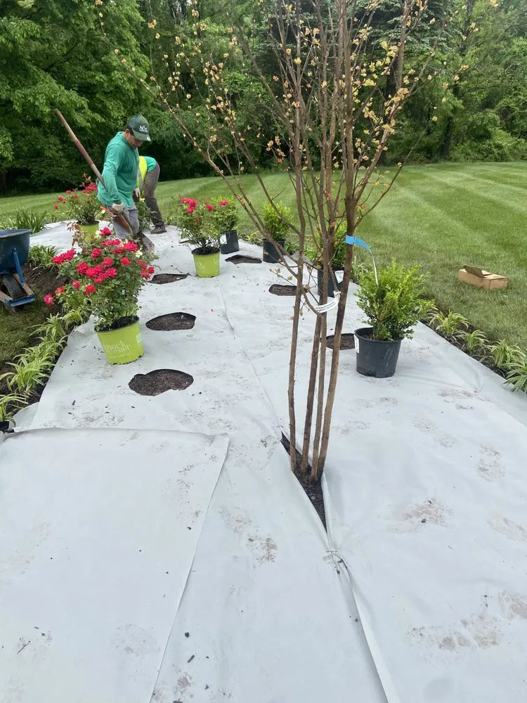 Custom lawn mowing service in Gaithersburg, MD by Noel Landscaping