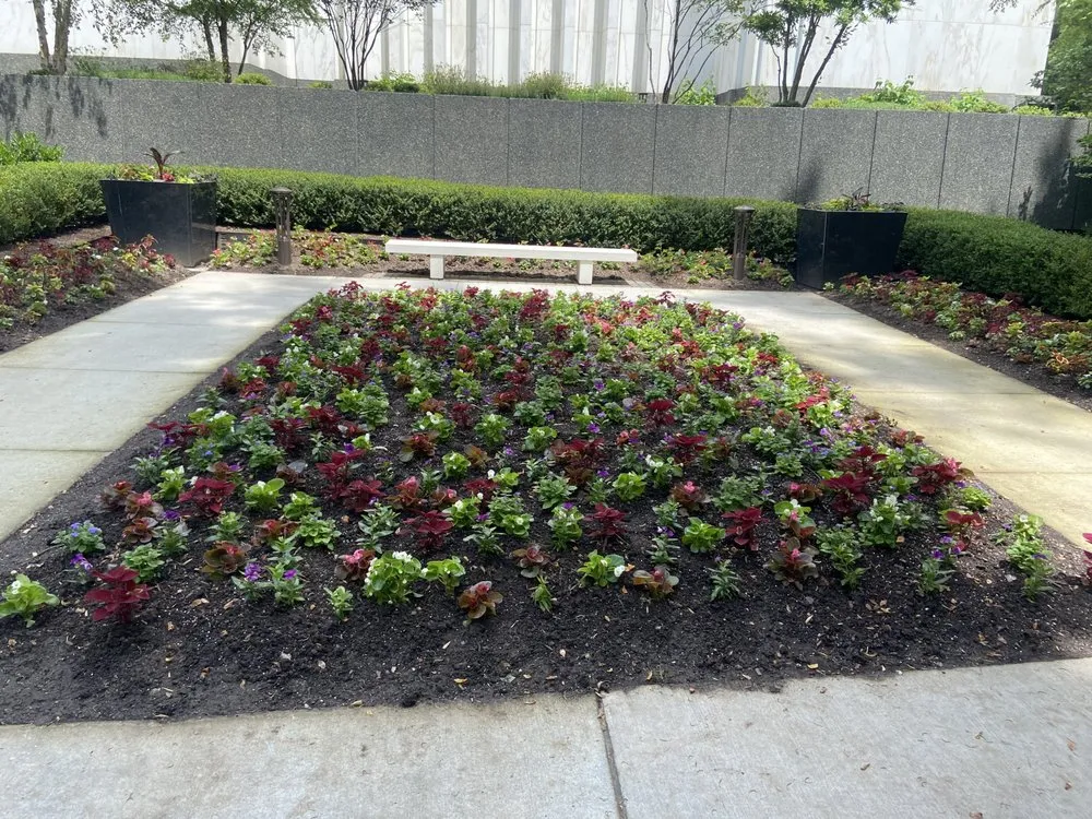 Reliable garden landscaping experts serving Gaithersburg, MD - Noel Landscaping