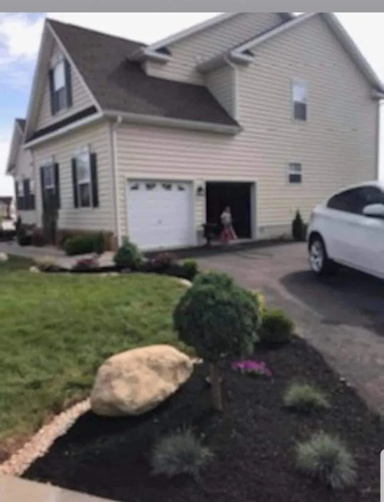 Custom residential landscaping for beautiful yards in Wheaton-Glenmont, MD by Noel Services