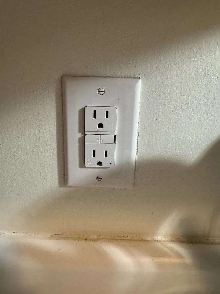 Professional residential landscaping in Sanford, NC by Noel’s Home And Lawn Care