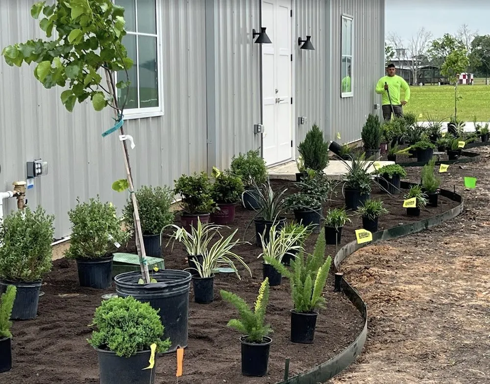 Custom residential landscaping for beautiful yards in Rosenberg, TX by Noe's Lawn Care