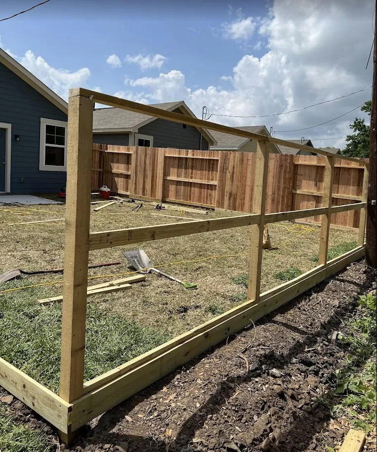 Top-rated lawn care service for beautiful yards in Rosenberg, TX by Noe's Lawn Care