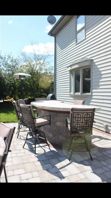 Top-rated yard cleanup service experts serving New Lenox, IL - Nogas Landscaping