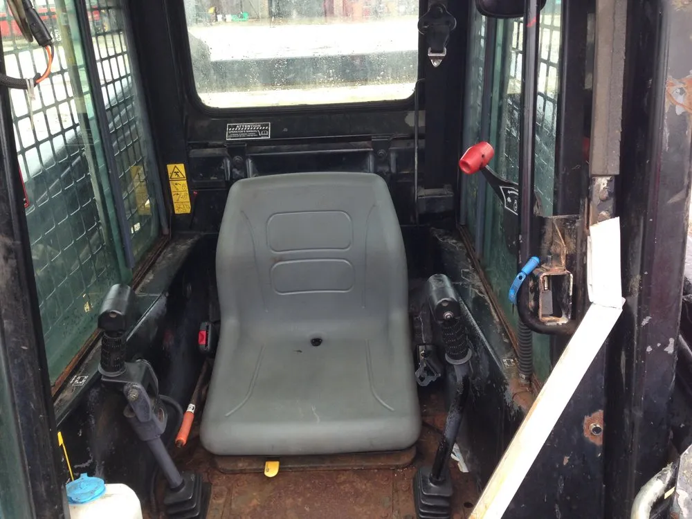 Trusted yard cleanup service experts serving New Lenox, IL - Nogas Landscaping