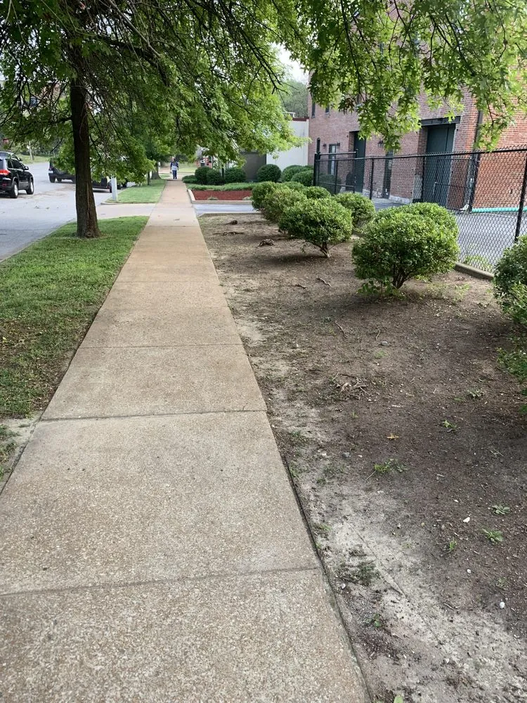 Local lawn care service in Saint Louis, MO - Nojoke Landscaping and Lawn Care