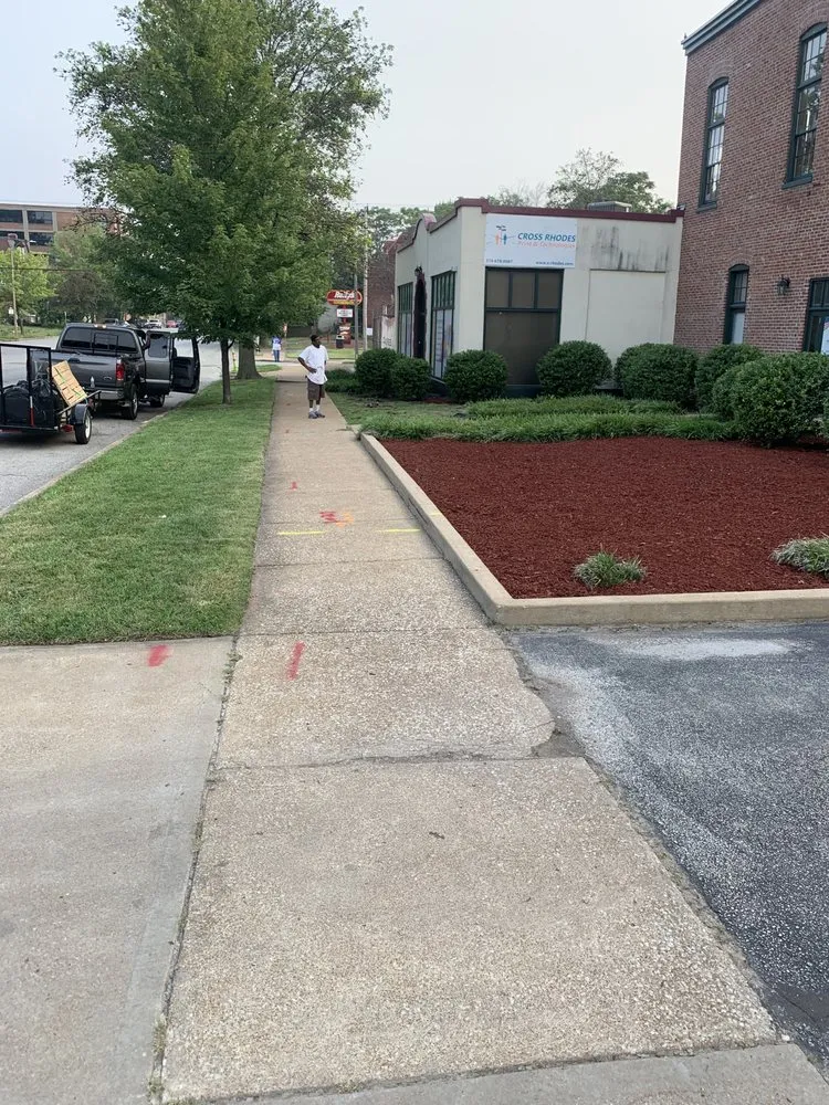 Local outdoor landscaping for homes in Saint Louis, MO by Nojoke Landscaping and Lawn Care