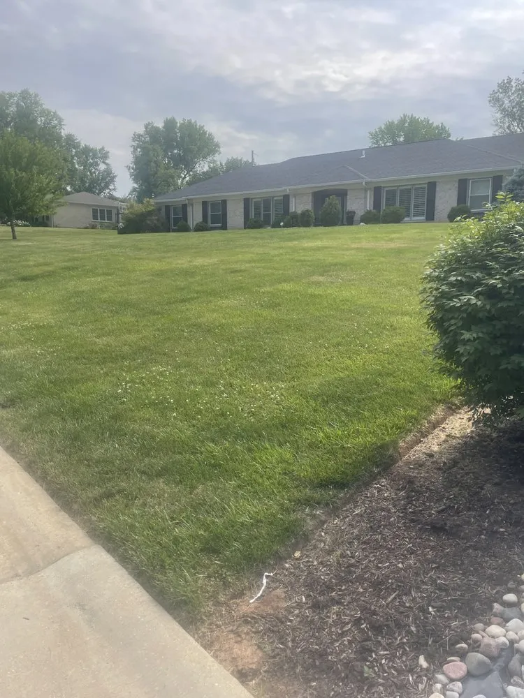 Local yard cleanup service in Saint Louis, MO - Nojoke Landscaping and Lawn Care