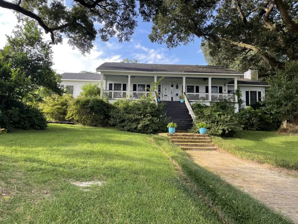 Top-rated residential landscaping in Mobile, AL - Nolan Lawn Care & Landscaping