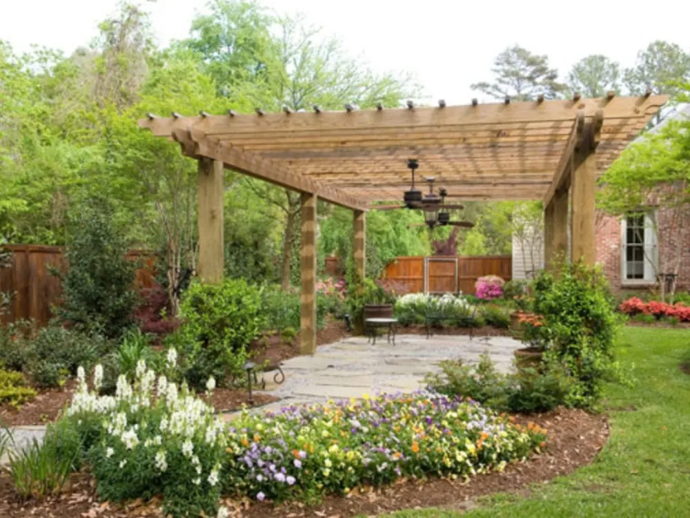Local yard cleanup service with custom design across New Orleans, LA - NOLAScapes Pool & Outdoors