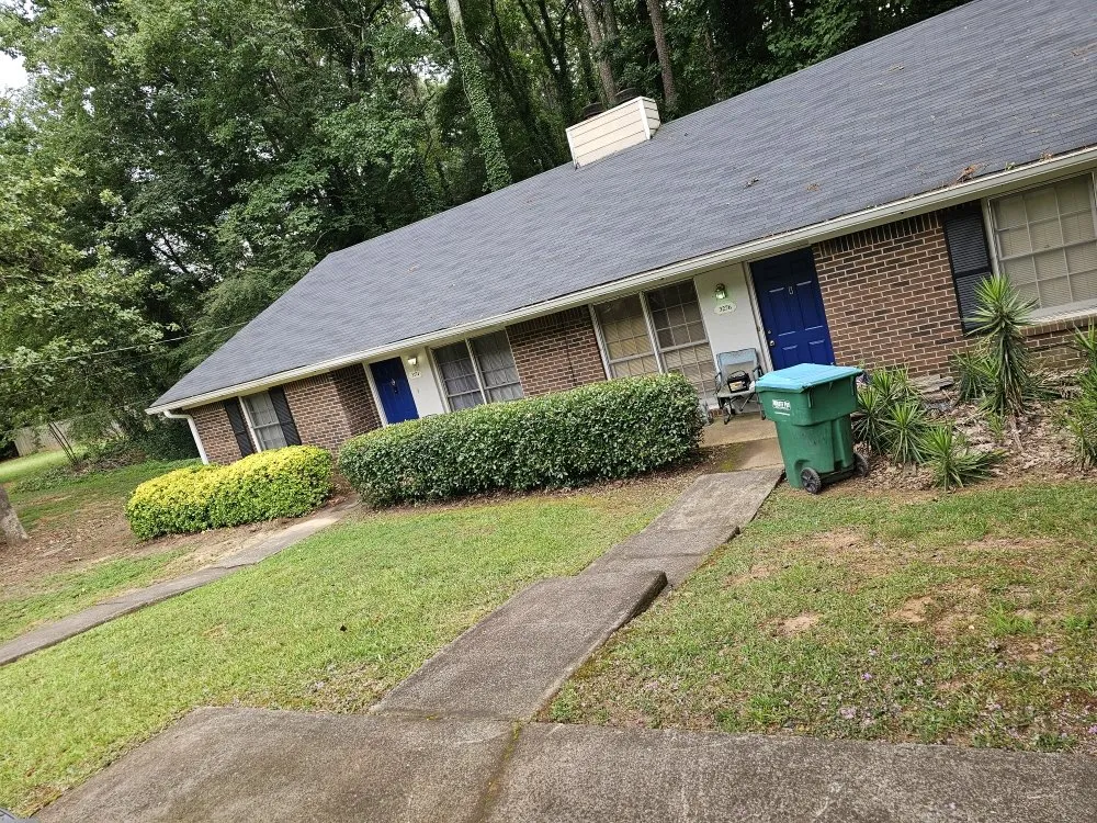 Top-rated garden landscaping experts serving Snellville, GA - Nolasco Lawn Care