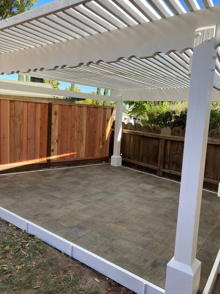 Expert garden landscaping in Hercules, CA by Noma Land Designs