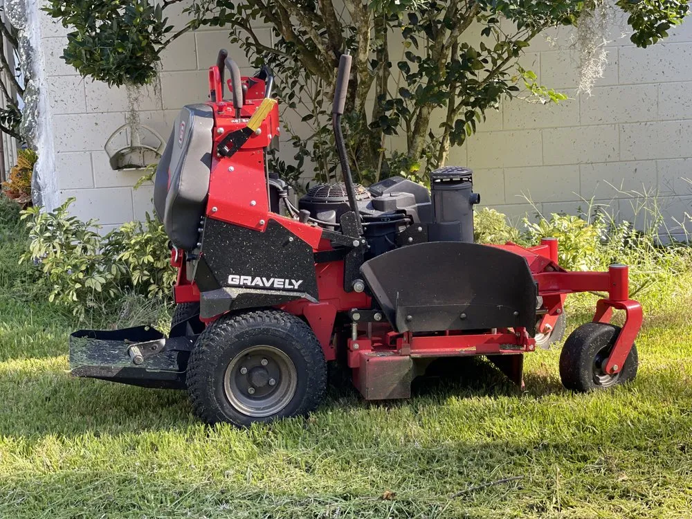 Top-rated lawn mowing service experts serving Altamonte Springs, FL - Nomad5 Lawn Care