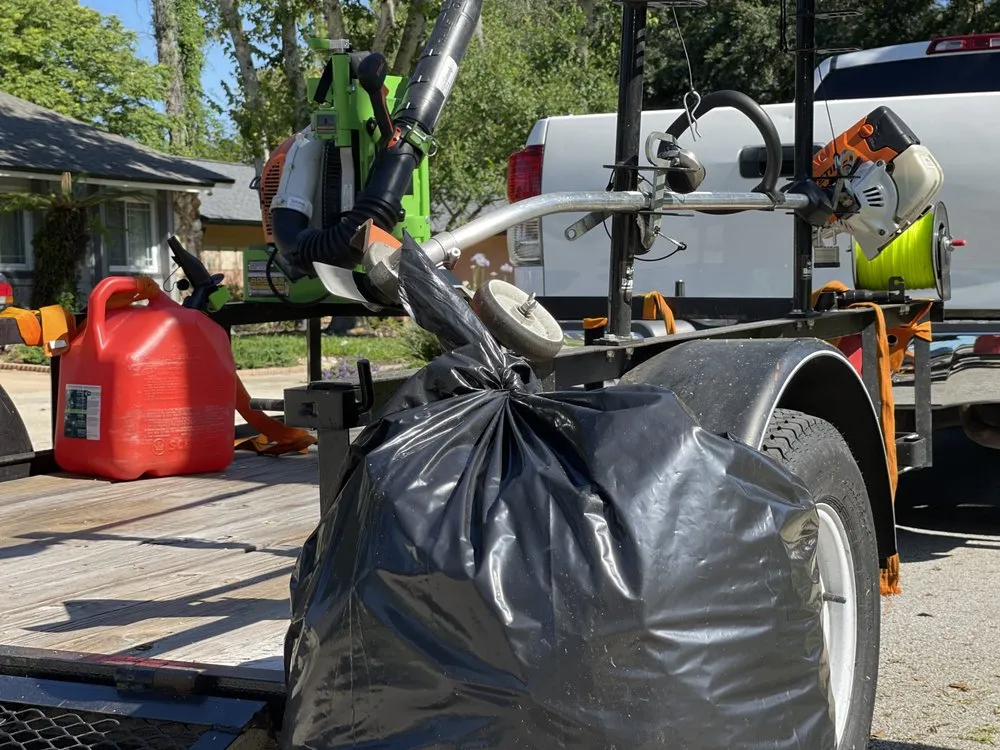 Trusted garden landscaping in Altamonte Springs, FL by Nomad5 Lawn Care