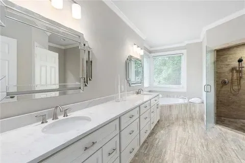 Top-rated lawn care service experts serving Mechanicsburg, PA - Nooks & Crannies Cleaning & Personal Assistance Services