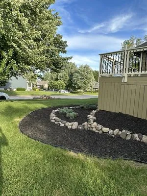 Noori Elite Landscape Logo