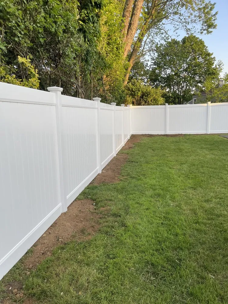 Reliable yard maintenance in Lindenhurst, NY by Noras Landscaping