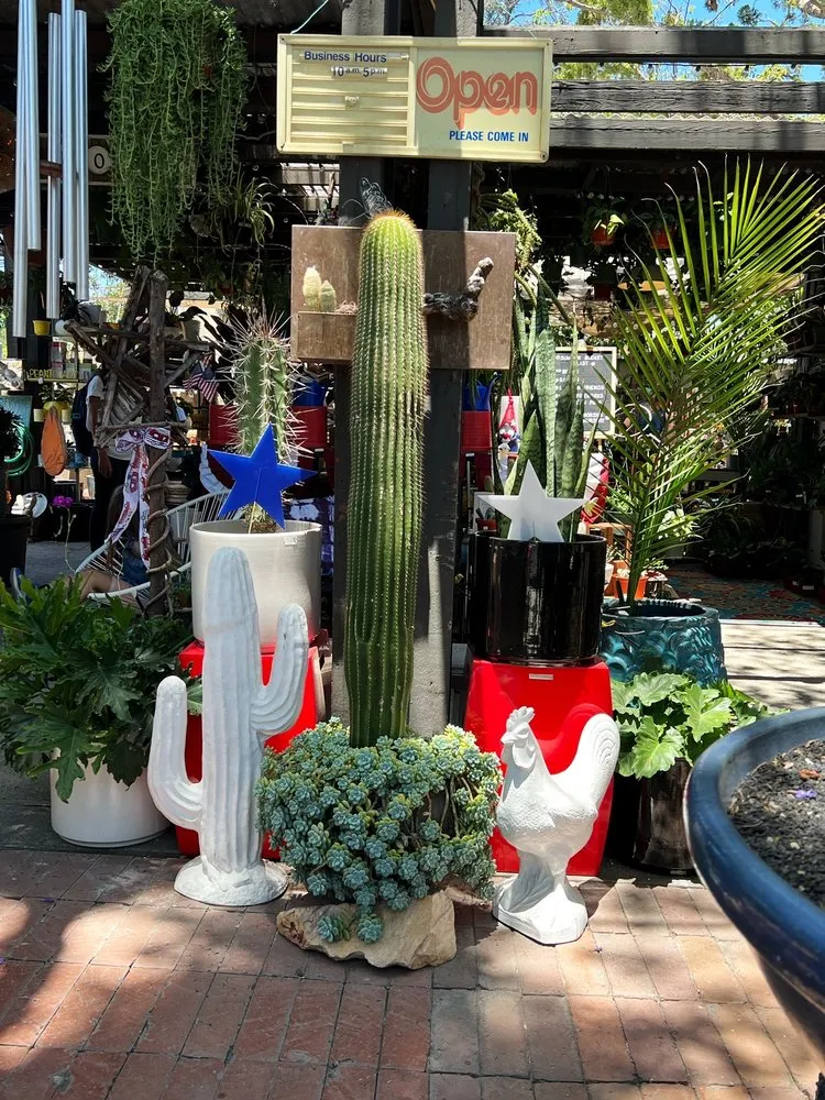 Expert outdoor landscaping experts serving Claremont, CA - Norens Nursery