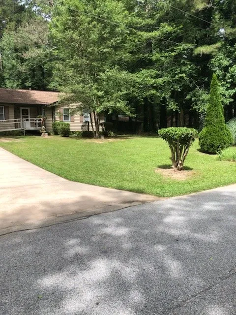 Professional garden landscaping in Winterville, GA - Norman & Sons Landscaping