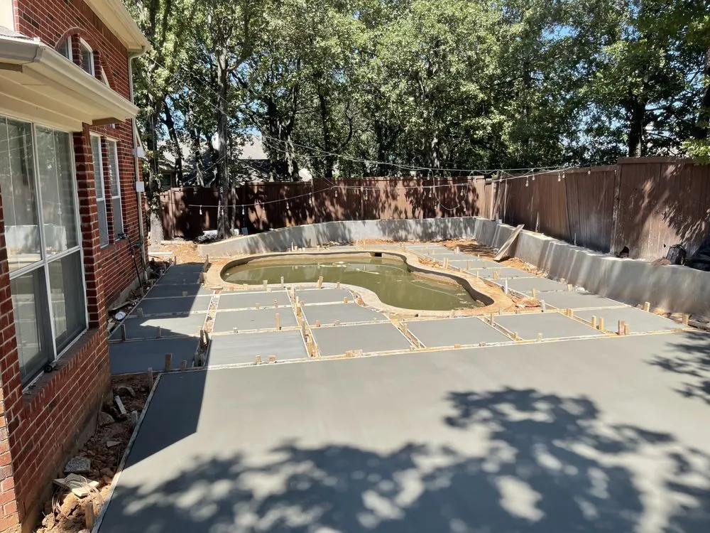 Professional garden landscaping experts serving Lewisville, TX - Norman’s Landscaping