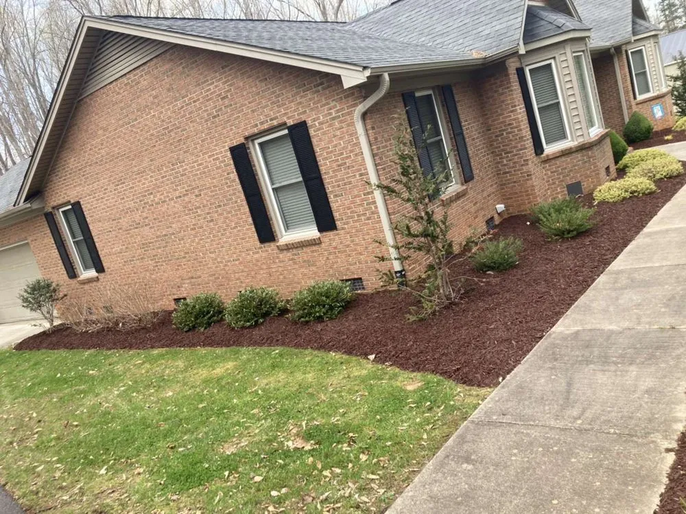 Custom lawn mowing service in Alexis, NC by Norris Grading & Landscaping